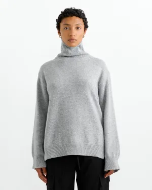 Cashmere Blend High Neck Turtleneck Knit in Grey