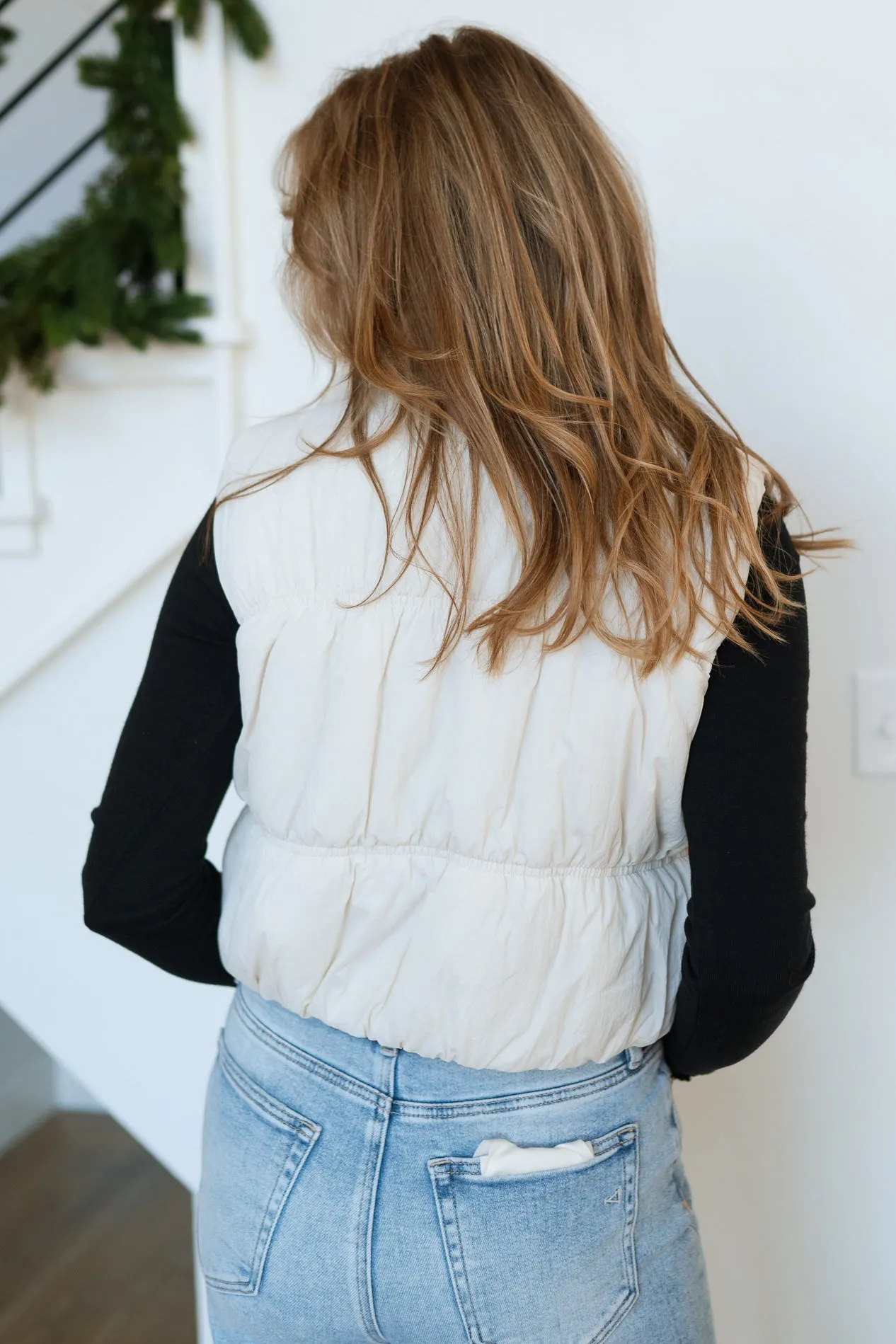 Cropped Puffer Vest - Ivory