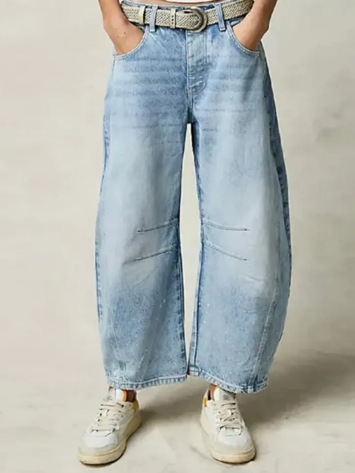 Oversized light blue baggy jeans