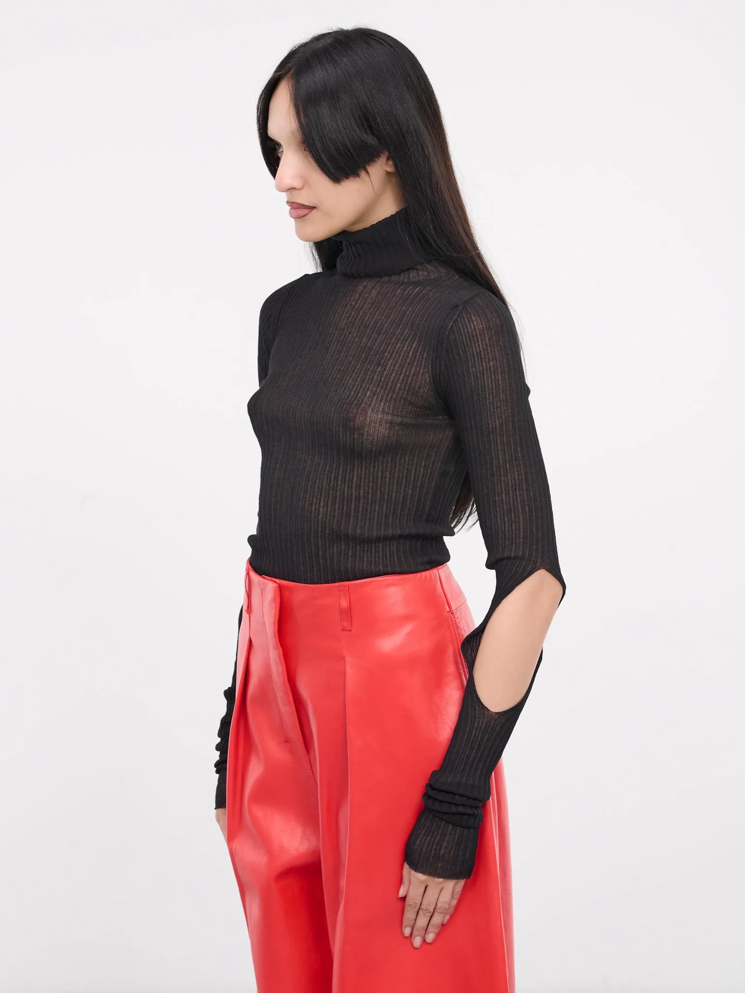 Turtleneck Sweater (Q784KC-Q0009-BLACK)